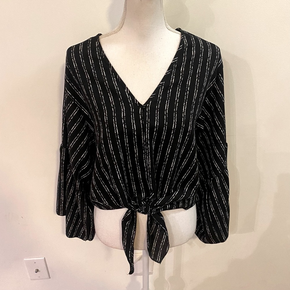 Anthropologie Lavender Field Striped Bell Sleeve Blouse With Front Tie Size L